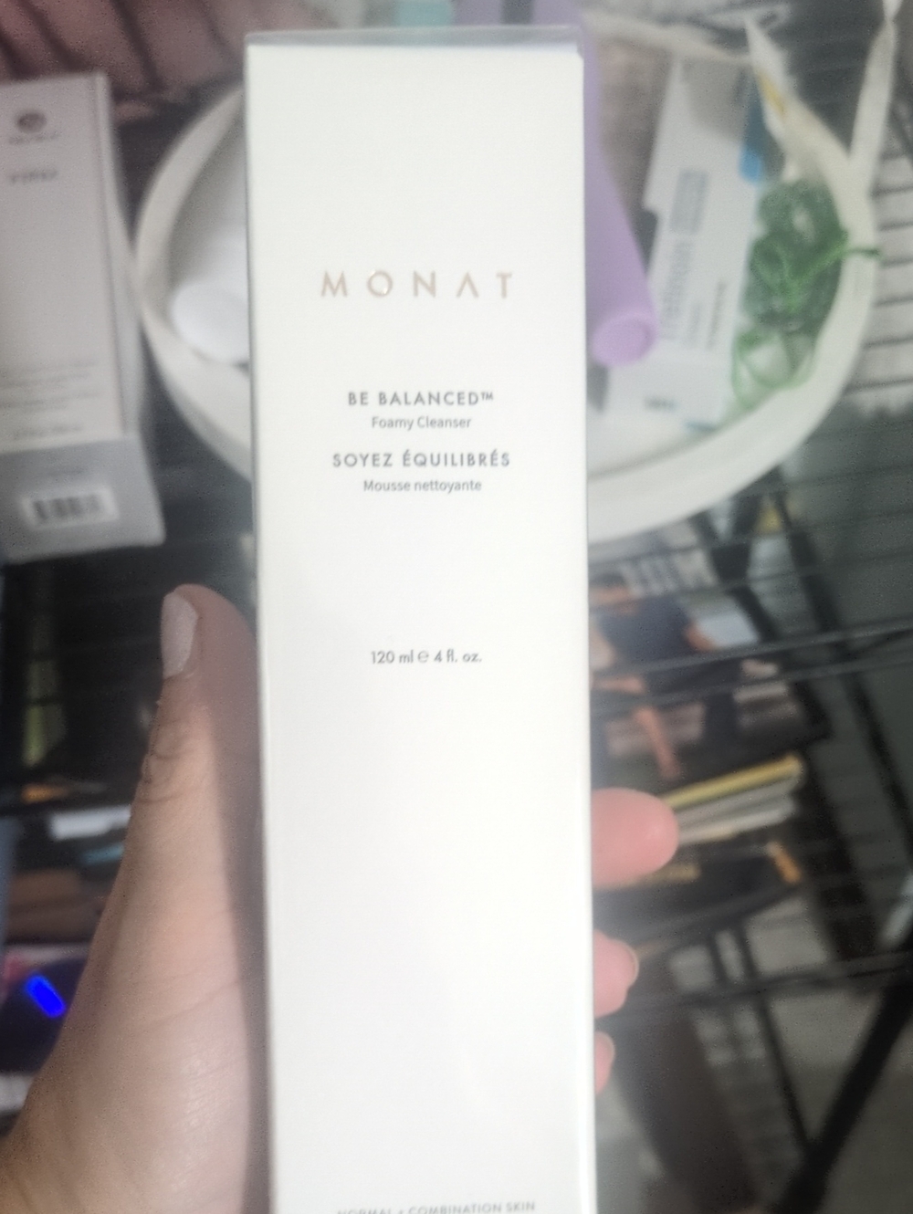 Monat Be Balanced Foamy Cleanser — White Gentle Cleanser
